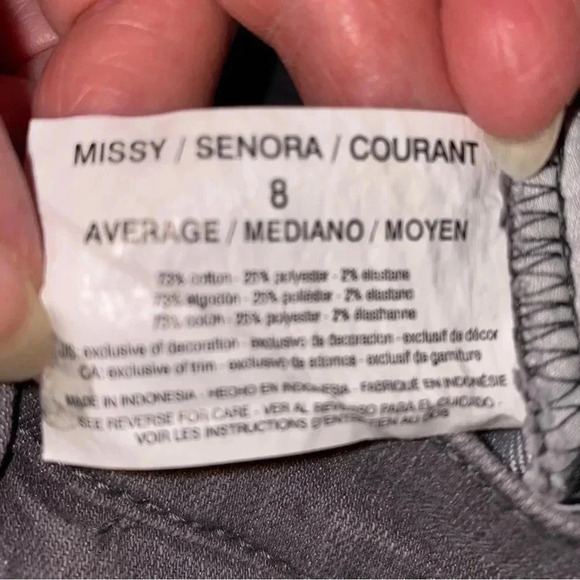 Gloria Vanderbilt Size 8 Like New Gray Jeans Amanda With Stretch - Picture 4 of 9